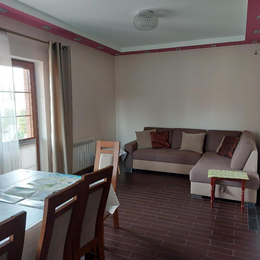 Apartamenty Pod Magnolia Bialowieza Exterior photo